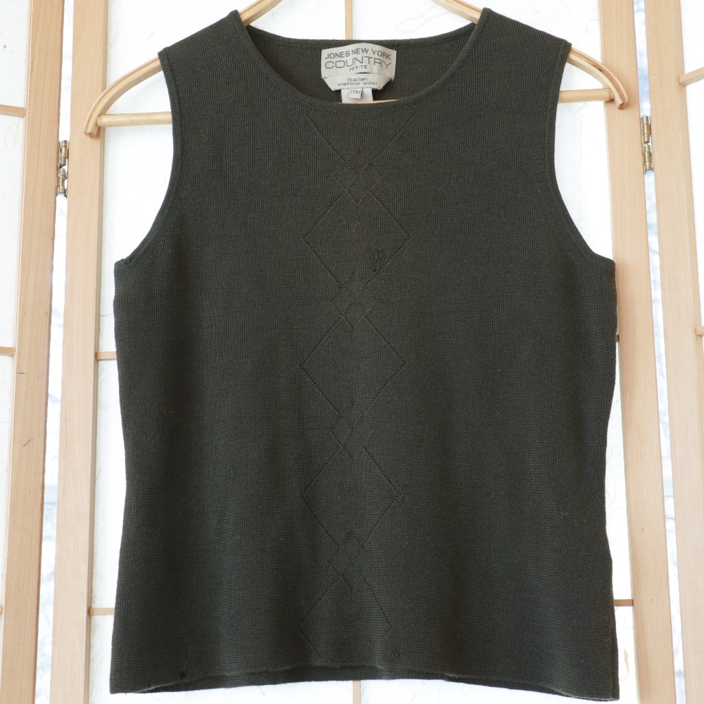 100% Italian Merino Wool Argyle Sweater Vest